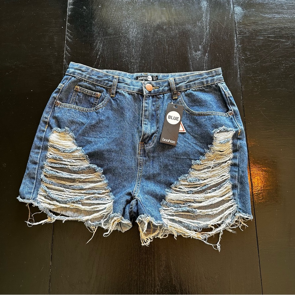 NWT BooHoo Size 10 Jean Shorts Denim Holes Destroyed Cool Trendy